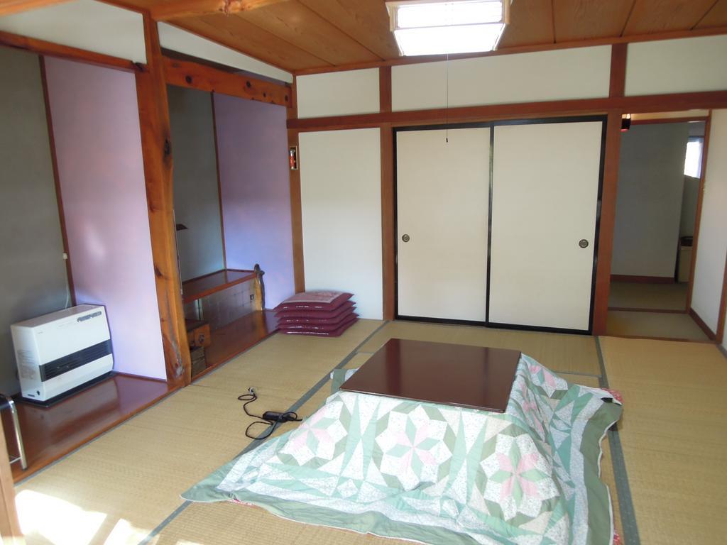 Guest House Misaki-Sou Yamanakako Ngoại thất bức ảnh
